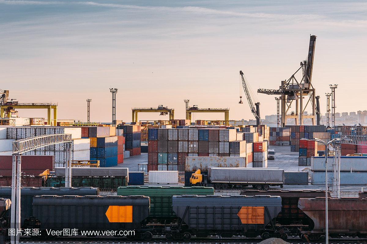 海运港口用于进出口货物的集装箱装载机,工业商业水路运输和物流码头